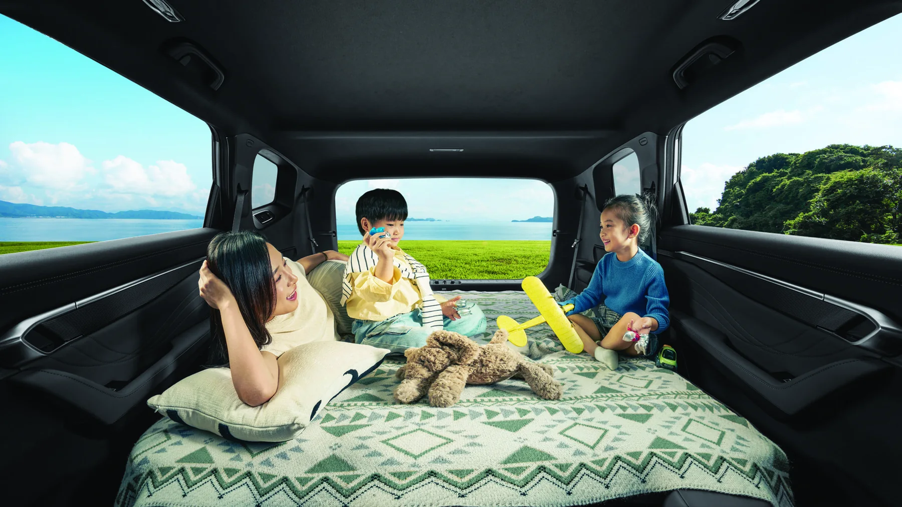 Geely Okavango